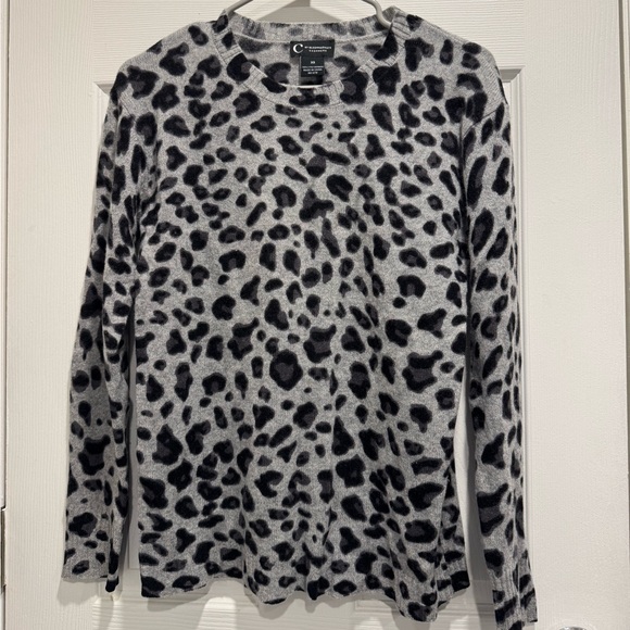 Bloomingdales Women’s XS 100% 2 -Ply Cashmere Animal Print Crew Neck Pullover - Picture 1 of 8